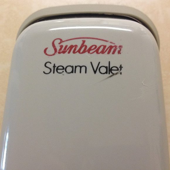 Sunbeam Steam Valet HANDHELD mini steamer - Picture 4 of 16